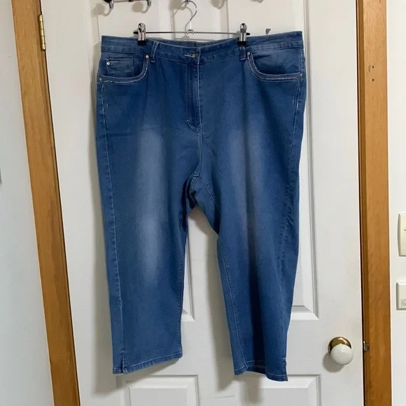 BE ME BLUE BEDAZZLED WIDE LEG JEANS SIZE 22 - Picture 1 of 8